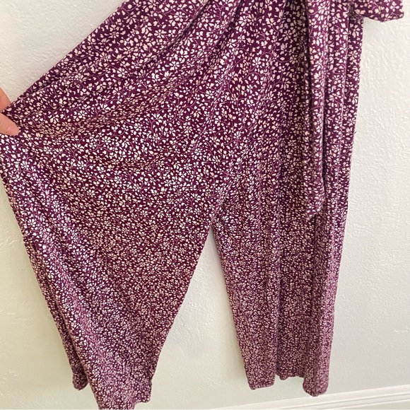 Anthroplogie Maeve womens Claremonto floral jumpsuit size medium NWT purple - Picture 6 of 7